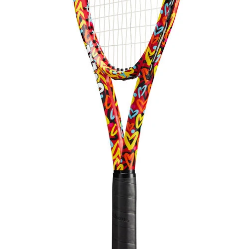 Wilson Clash 100 V2.0 Britto Hearts Tour Racket 6 Wilson Clash 100 V2.0 Britto Hearts Tour Racket - Image 4
